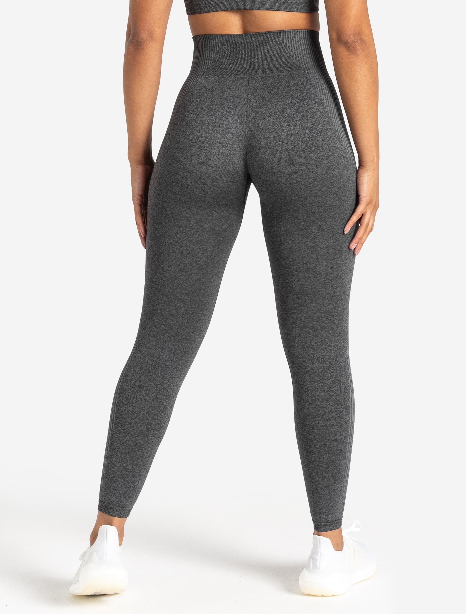 ADAPT 2.0 Seamless Leggings - Charcoal Pursue Fitness 2