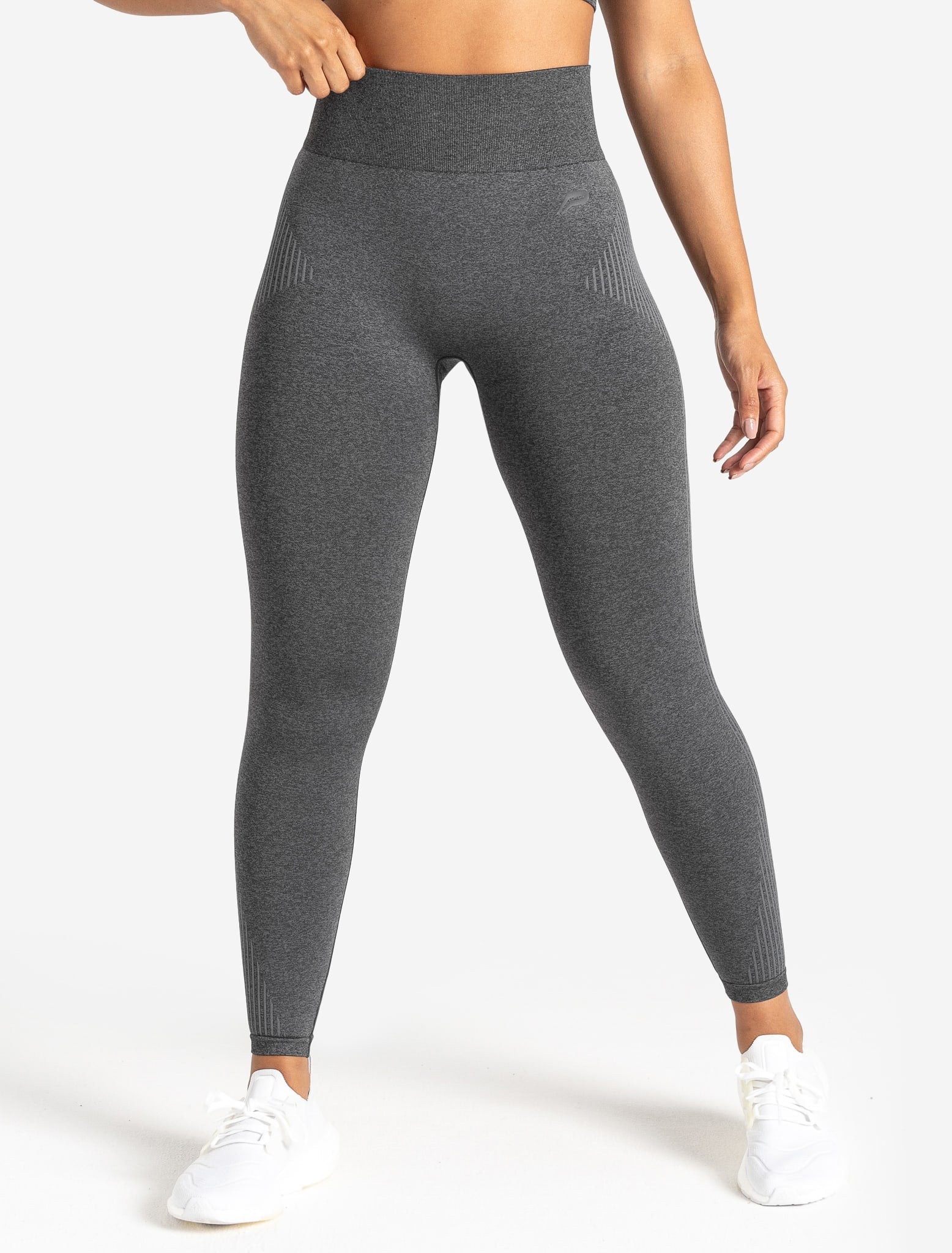 ADAPT 2.0 Seamless Leggings - Charcoal Pursue Fitness 1