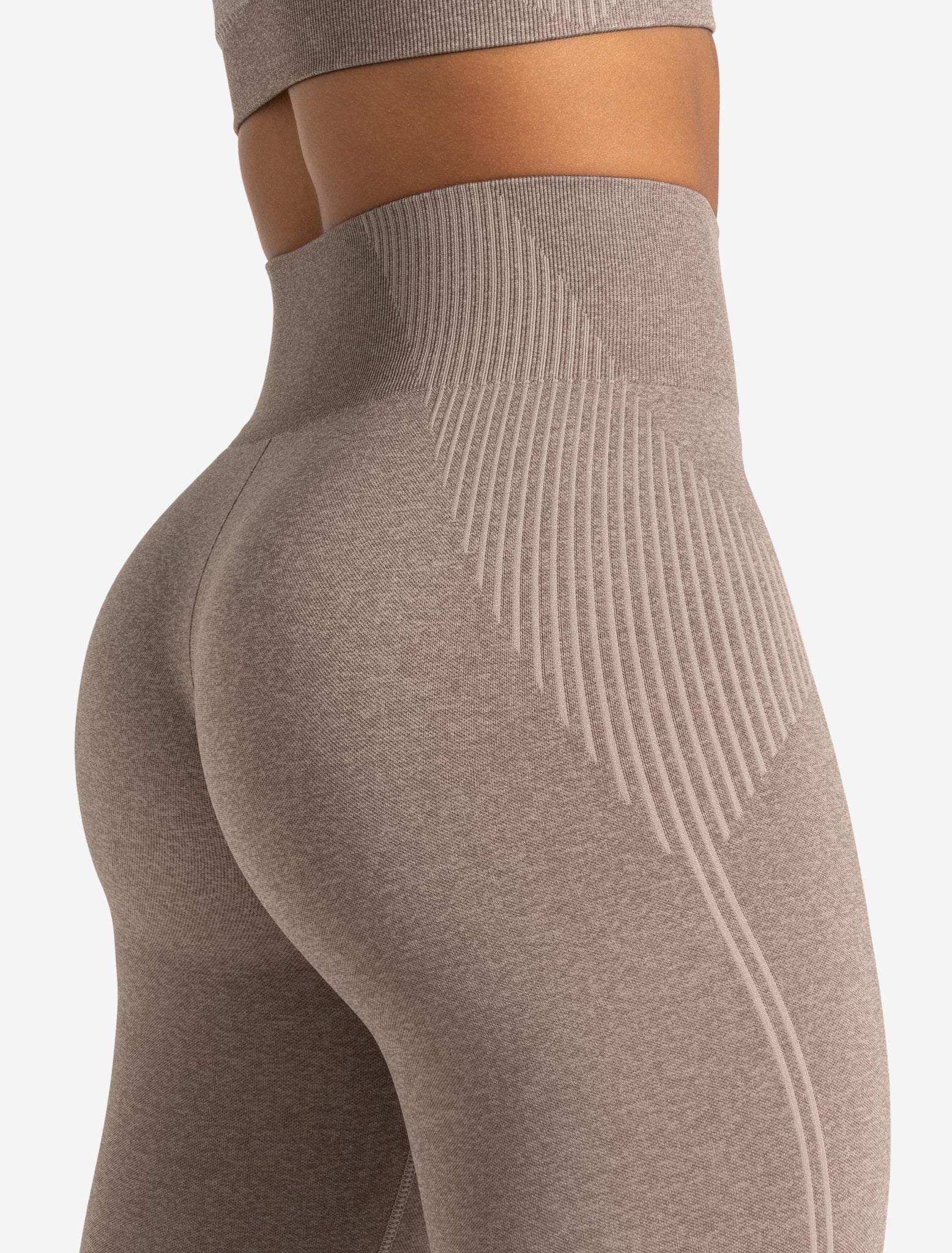 ADAPT 2.0 Seamless Leggings - Fawn Pursue Fitness 2