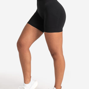 ADAPT 2.0 Seamless Shorts - Blackout Pursue Fitness 1