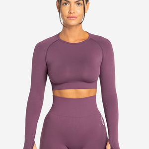 Move Seamless Long Sleeve Crop Top / Plum Pursue Fitness 1