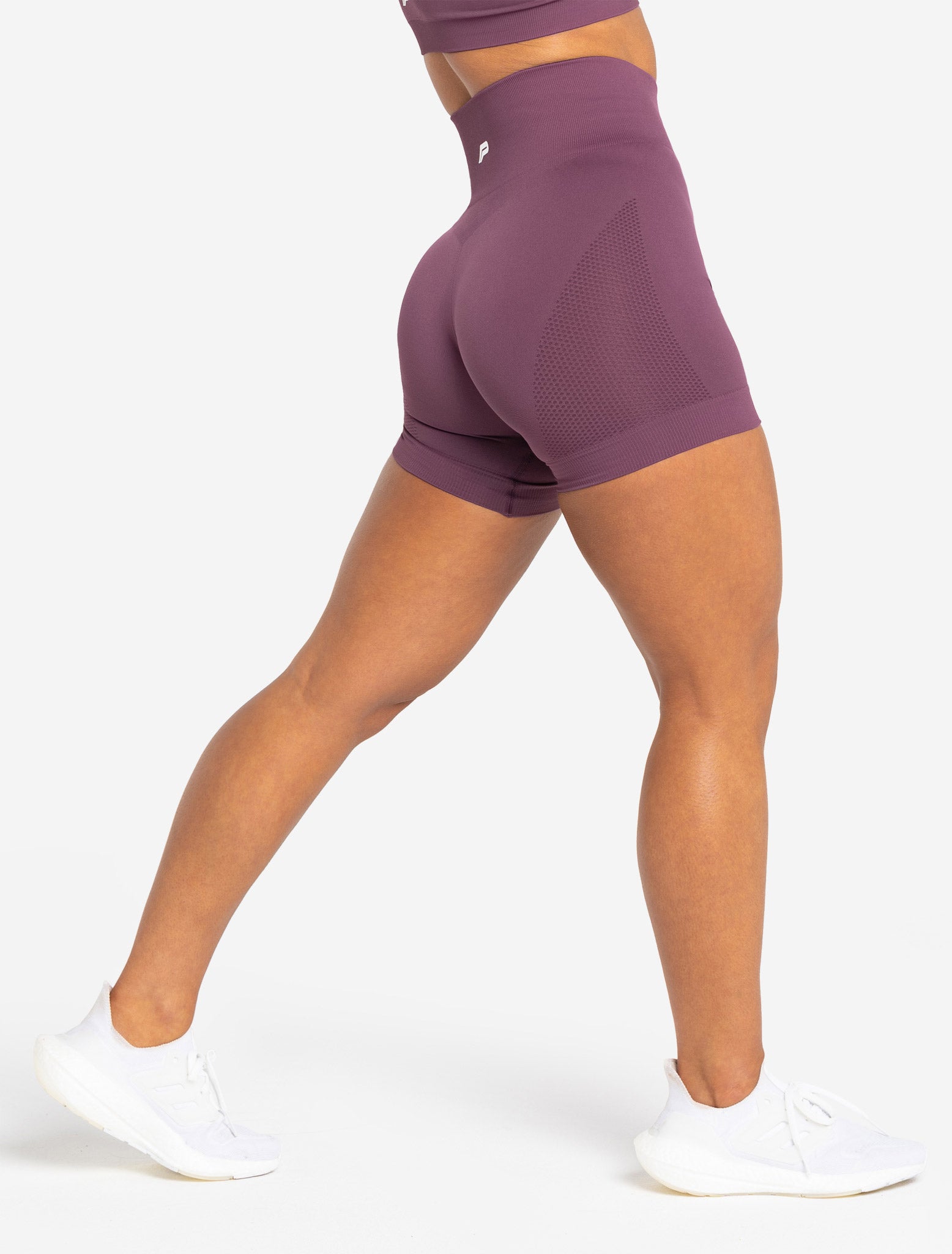 Move Seamless Shorts / Plum Pursue Fitness 1