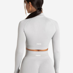 Scrunch Seamless Crop ½ Zip / Grey Pursue Fitness 2
