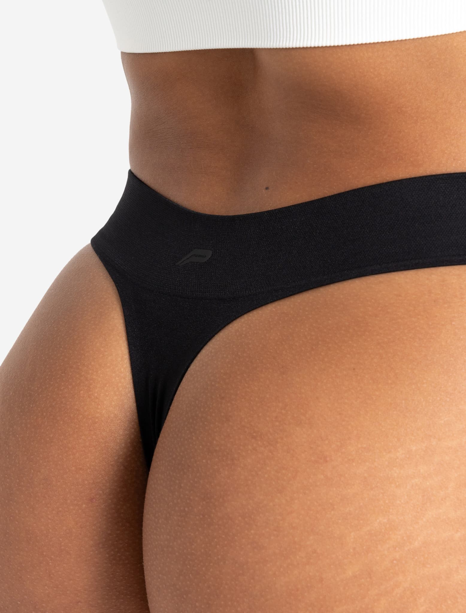 Seamless Thong - Black Pursue Fitness 2