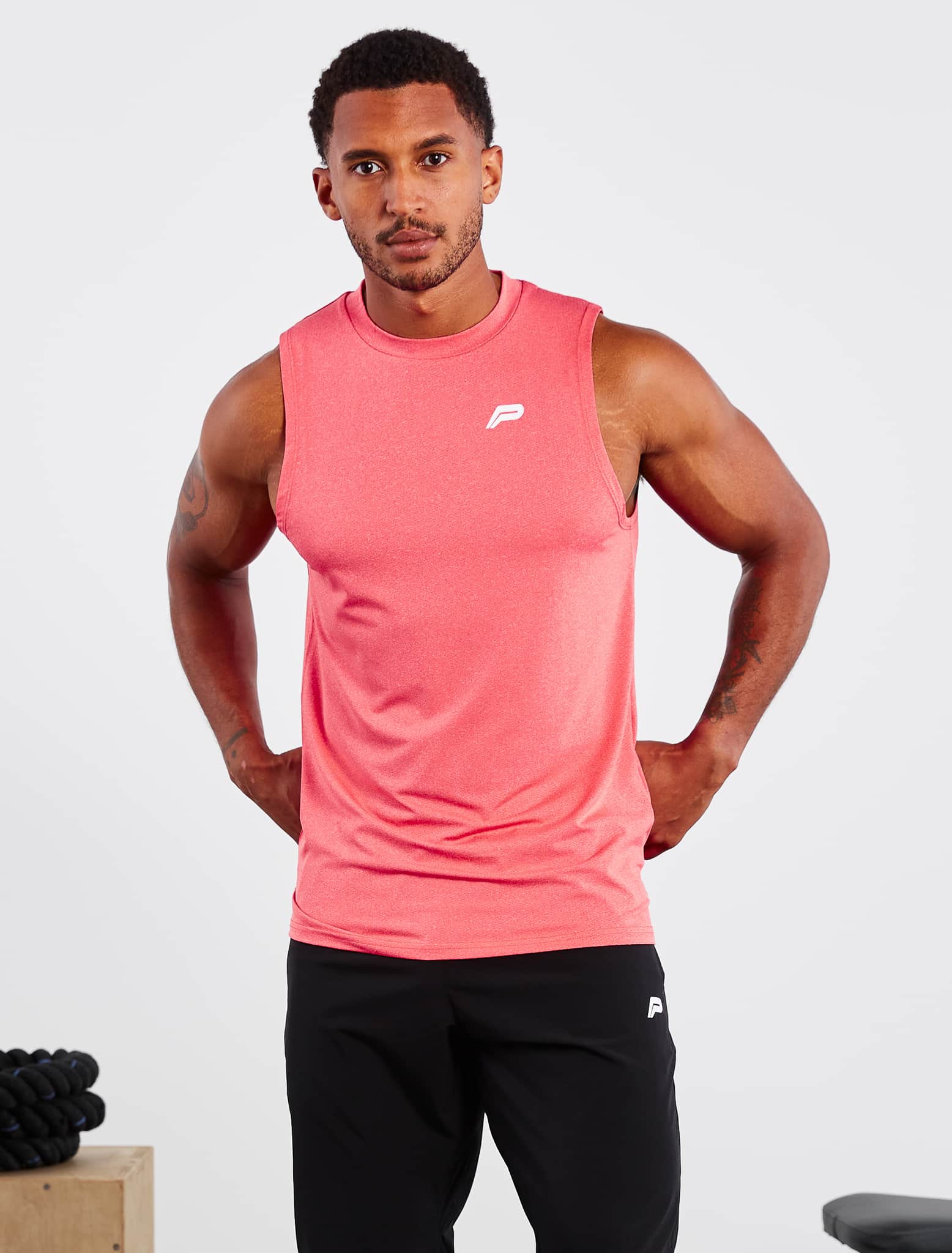 Training Tank / Coral Pursue Fitness 1